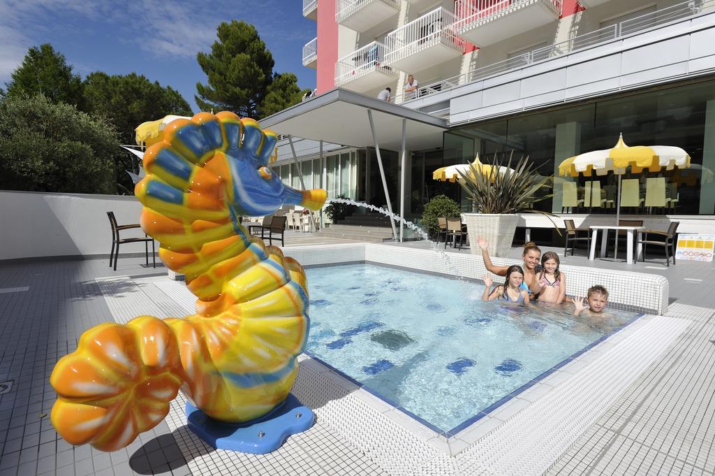 Hotel Eden Бібіоне Екстер'єр фото