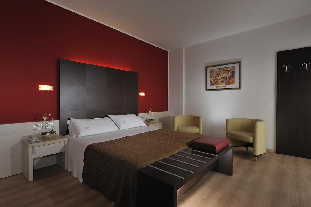 Hotel Eden Бібіоне Номер фото